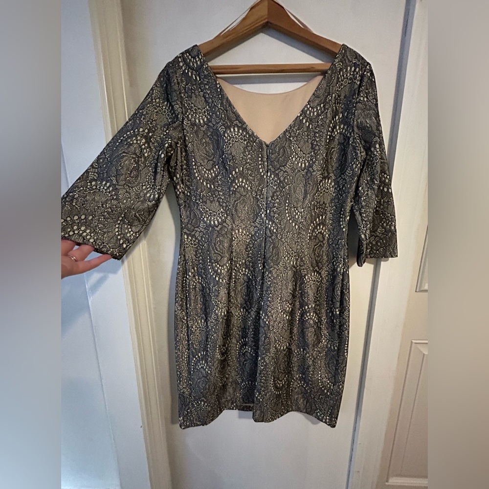 Eliza J black & gold metallic dress soft V in the back. Fabulous wedding guest